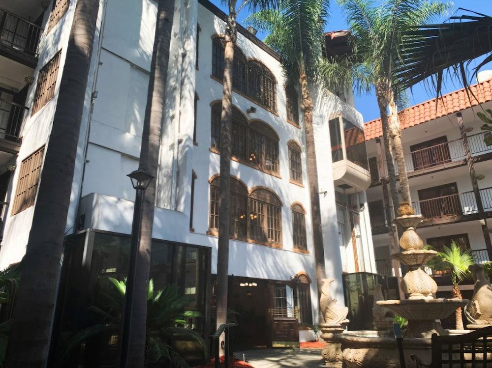 Buena Park Grand Hotel & Suites Dış mekan fotoğraf