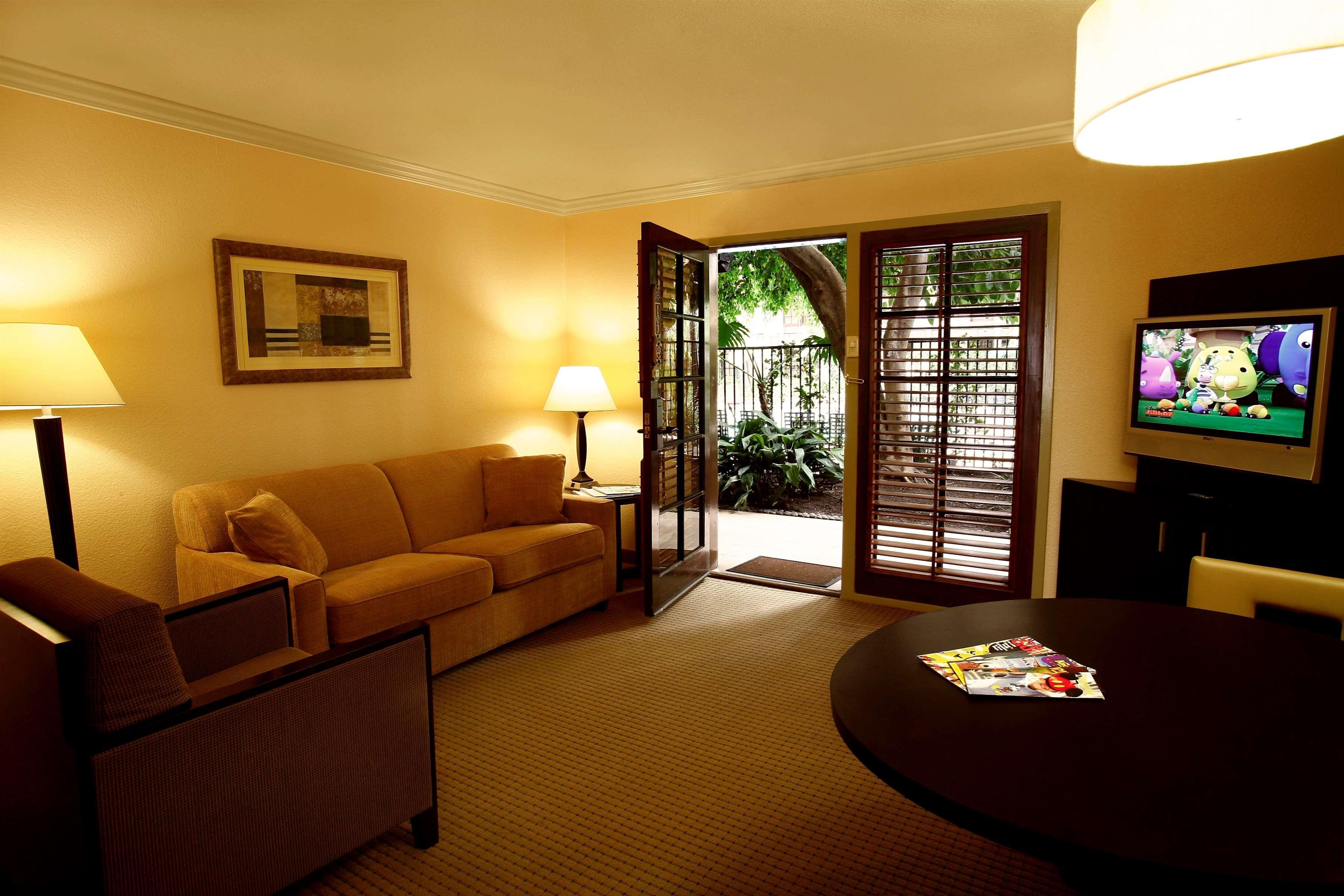 Buena Park Grand Hotel & Suites Dış mekan fotoğraf