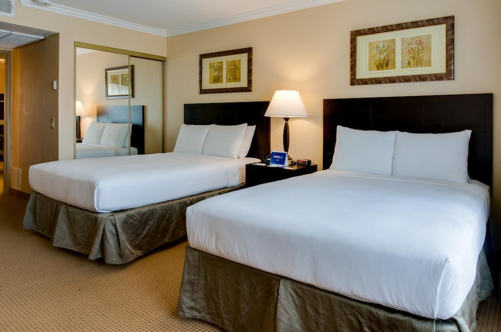 Buena Park Grand Hotel & Suites Dış mekan fotoğraf
